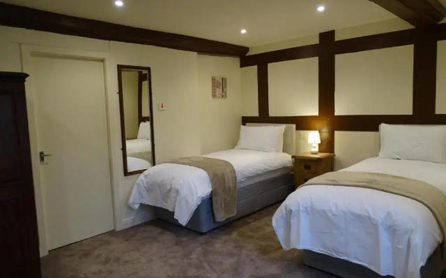 Ellesmere Hotel
