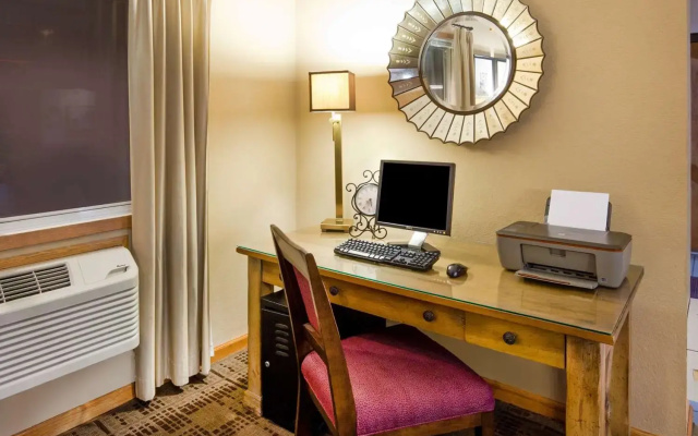 AmericInn by Wyndham Red Wing