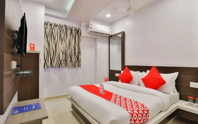 OYO 5476 Hotel Sunrise