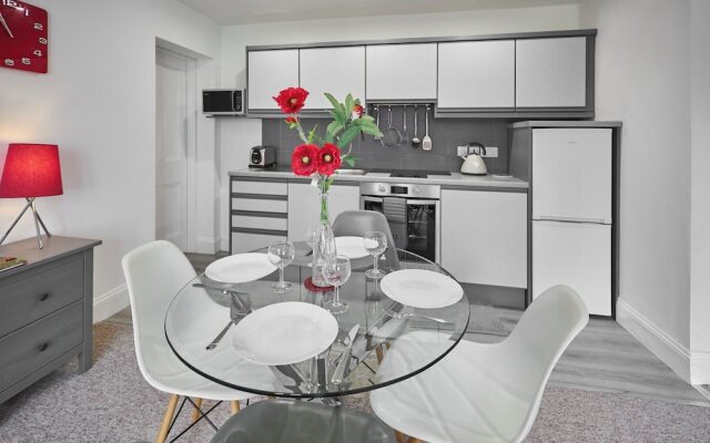 Host Stay The Paddock