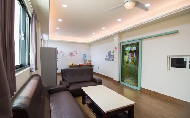 Easy To Play Homestay