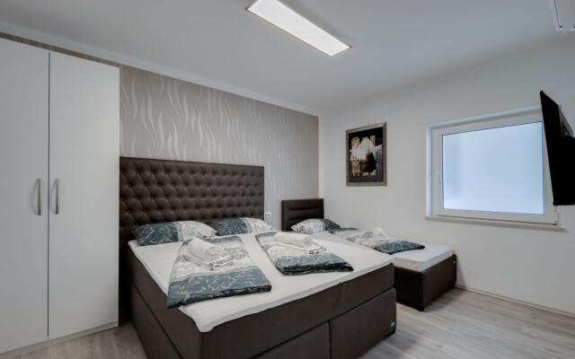 Miro - A5(6+2)  in Crikvenica