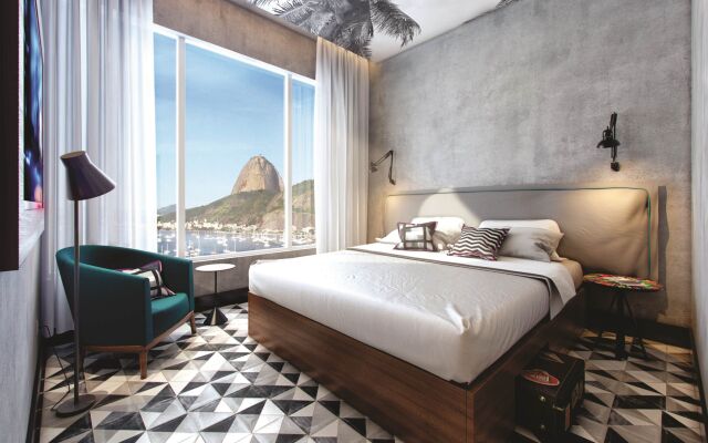 Yoo2 Rio de Janeiro, Tapestry Collection by Hilton
