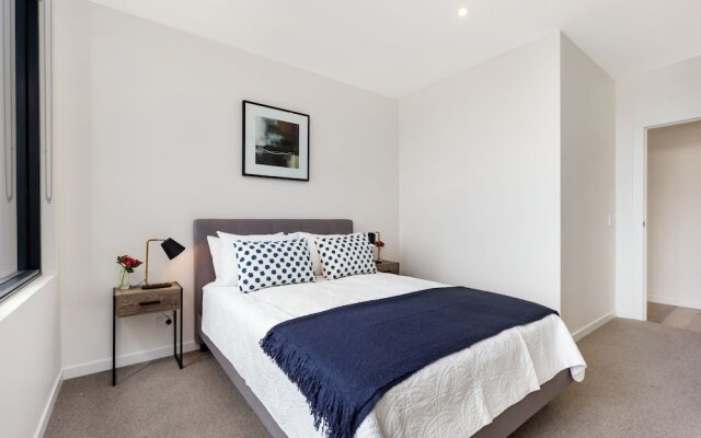 North Ryde Modern Apartment