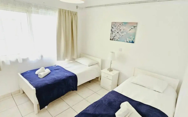 Stephanie City Apartments