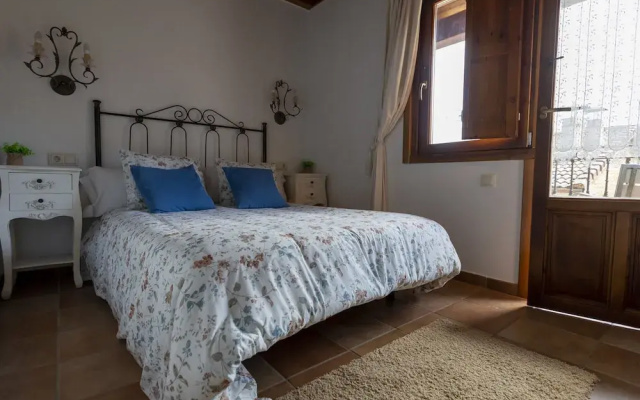 Chalet in Toba With Garden & Fireplace