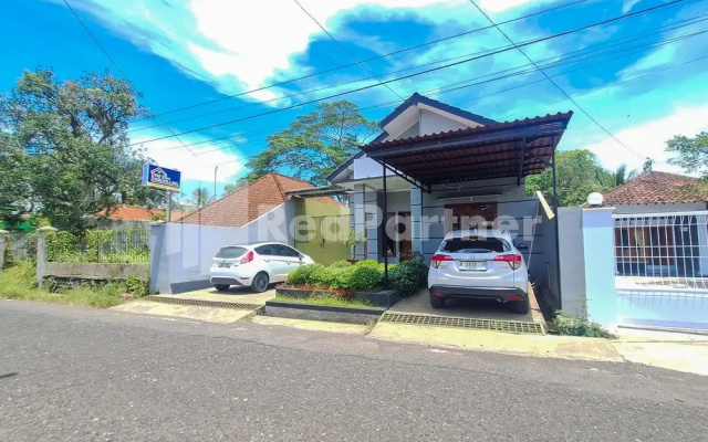 Vins Homestay Kroya Mitra RedDoorz