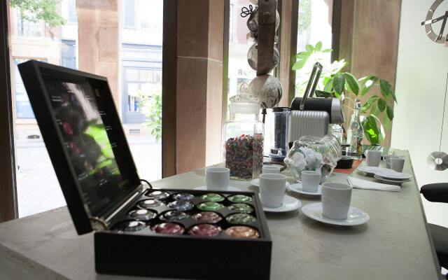 Hôtel de l'Europe by Happyculture