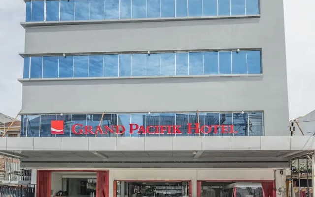 OYO 308 Grand Pacifik Hotel