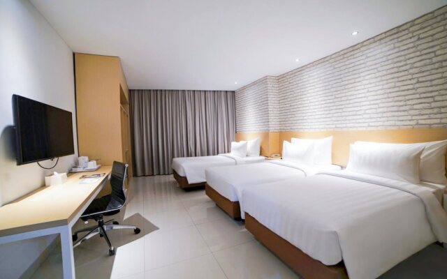Palm Park Hotel Surabaya