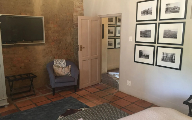 Avondrood Guest House