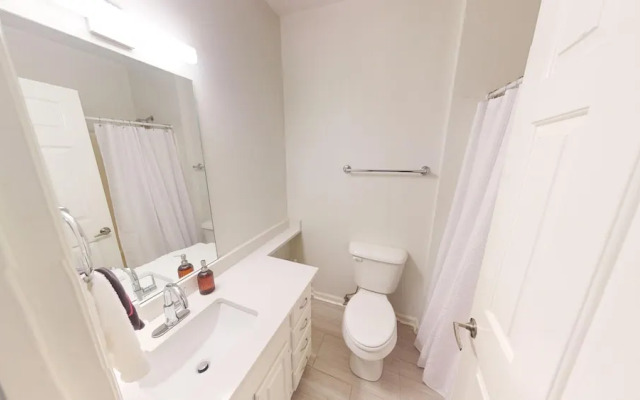 Nashville West End Getaway