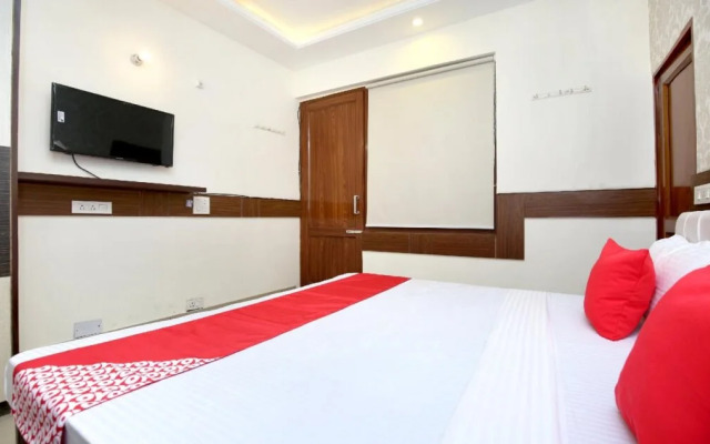 Oyo 18709 Hotel Yatri Niwas