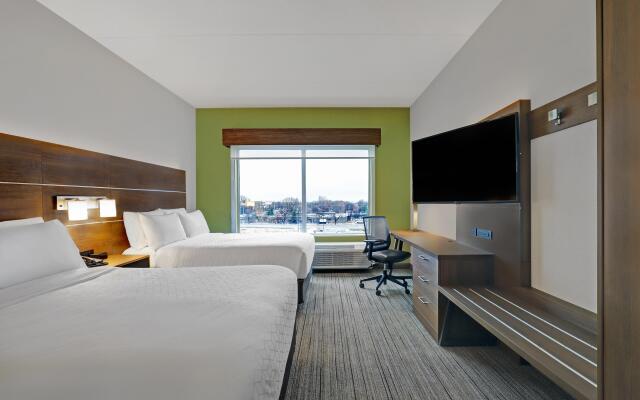 Holiday Inn Express & Suites Collingwood by IHG