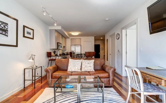 Archstone Modernity by Vacasa