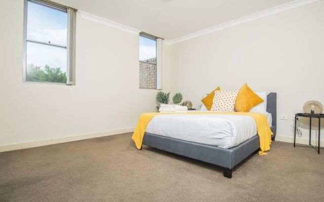 Designed Home Of Ultimate Convenience In Gordon