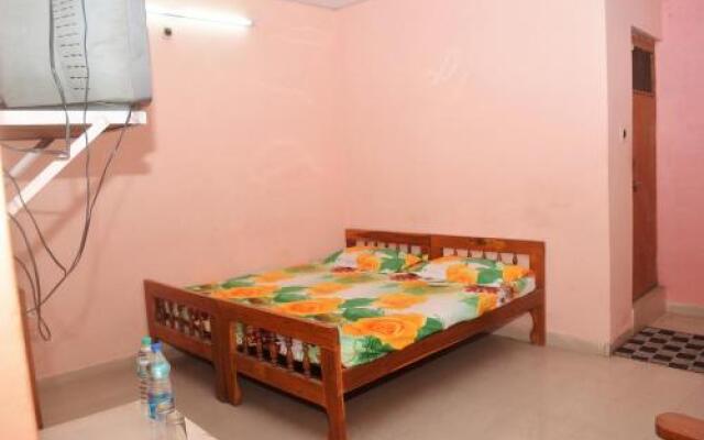 Hotel Pushpak Lodge