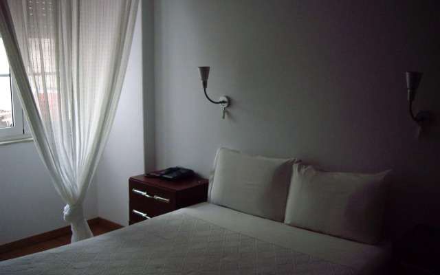 Pensao Residencial Camoes