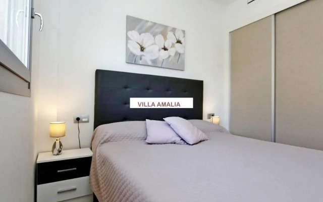 Beach Apartment Amalia