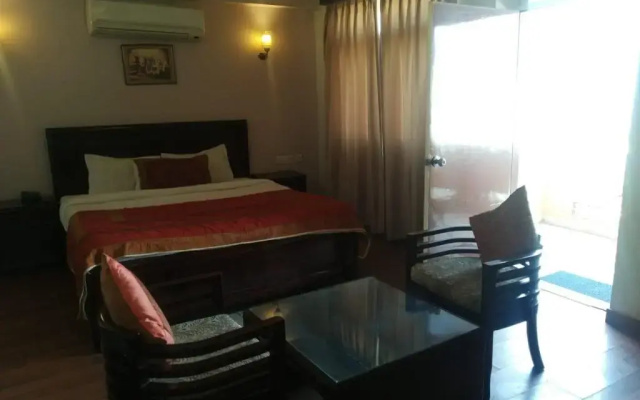 Hotel Glitz