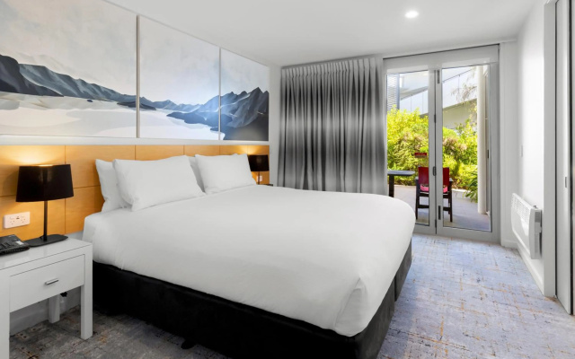 Scenic Suites Queenstown – Guest Rooms – Queenstown