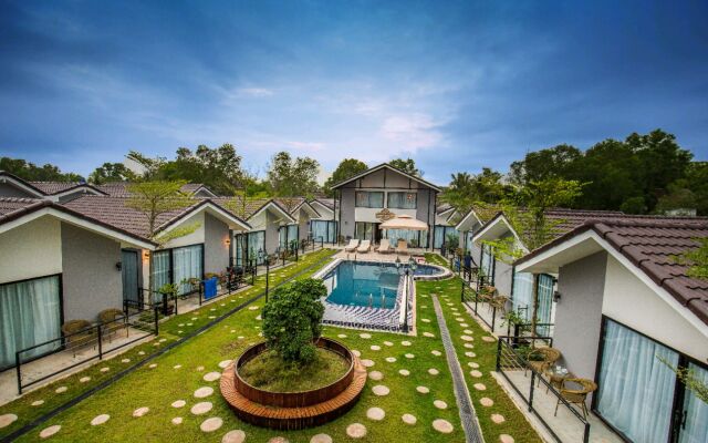 Sandy Clay Bungalows