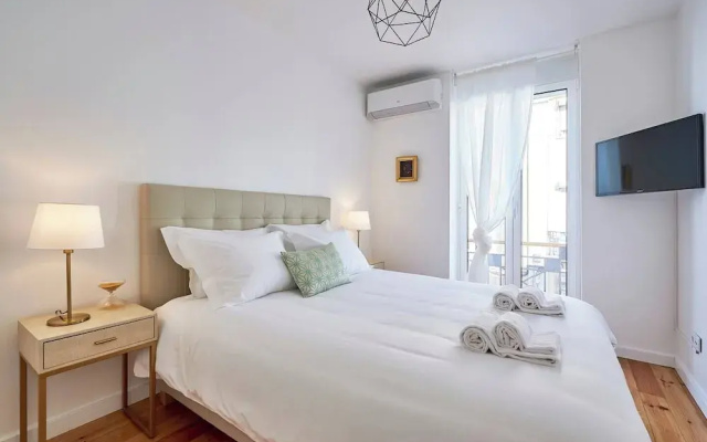 Modern 1-Bed With Ac & Private Terrace