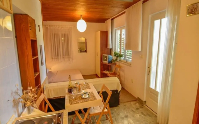 Rosa - 30m From Beach - SA2