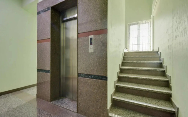 OYO 13043 Sree Sai Suites