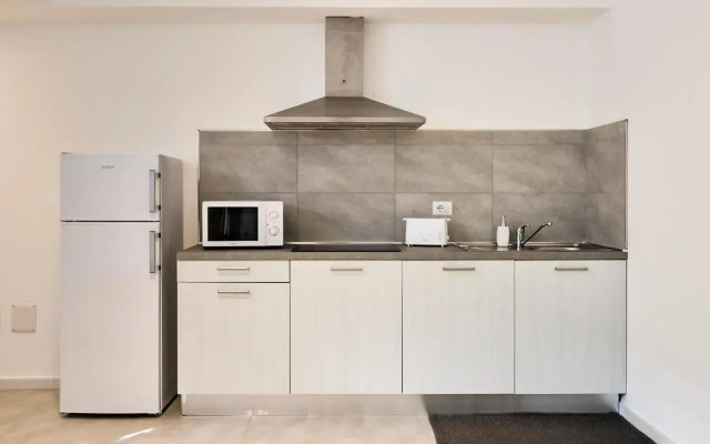 White Coral Rooms
