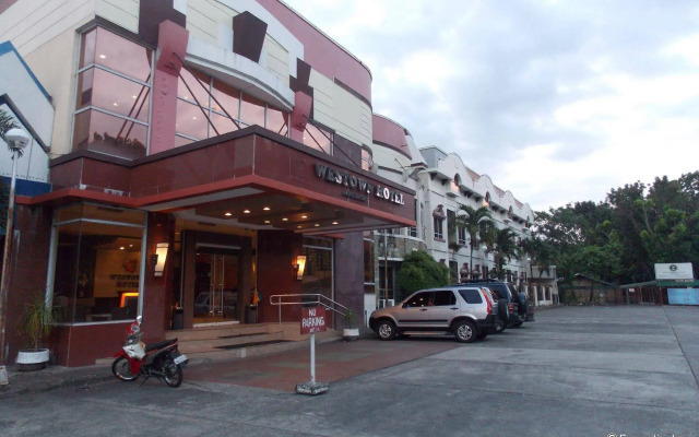 MO2 Westown Hotel Bacolod - Mandalagan