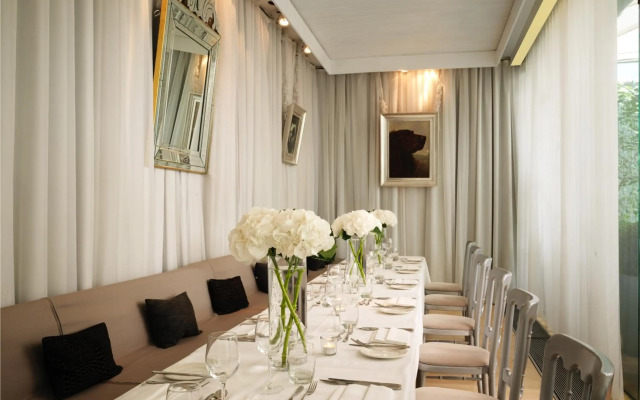 Sanderson London