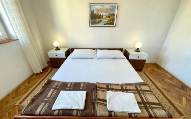 Apartment Luky 6