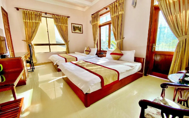 Gold Night Hotel – Guest Rooms – Da Lat