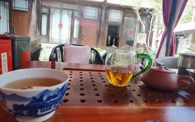 Xiaozhen Shiguang Inn