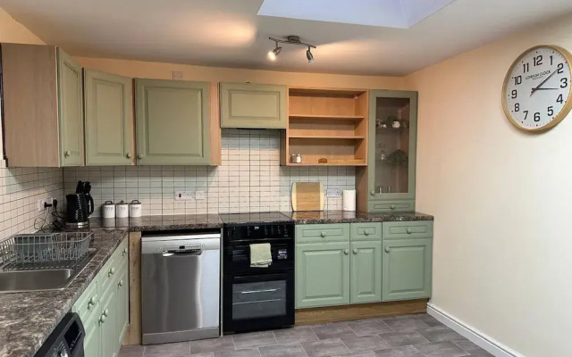 Flat With the View in Stroud