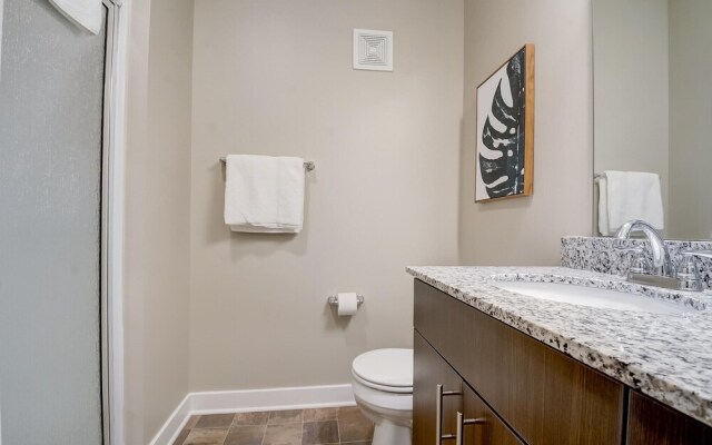 FRONTDESK Park 66 Flats Broad Ripple Indianapolis