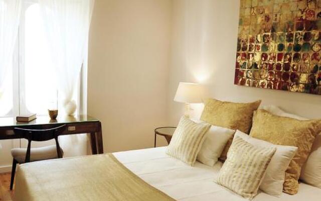 Sado Blue - City & River Flats by Be@home