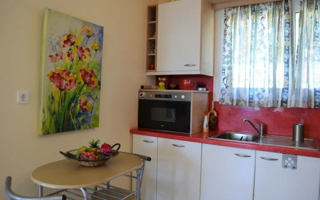 Georgia & Eri Villas