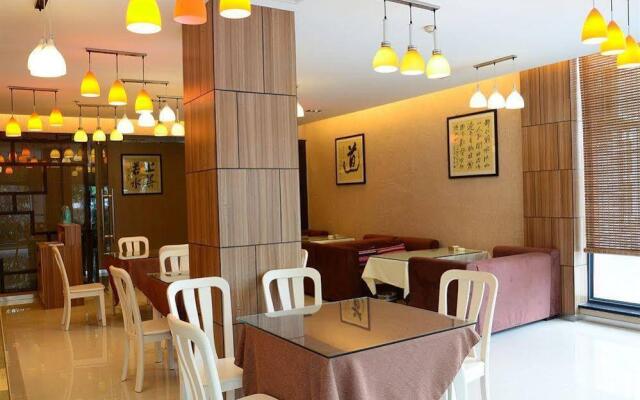 Ane Courtyard Hotel