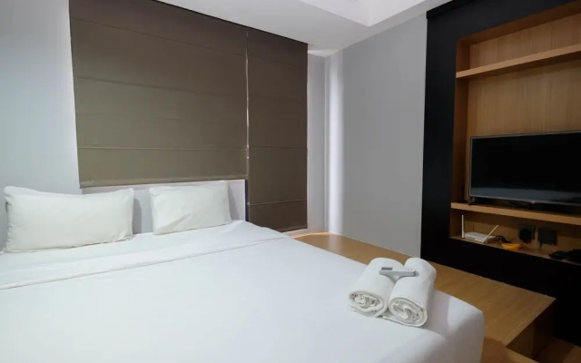 Minimalist And Nice Studio At Evenciio Margonda Apartment