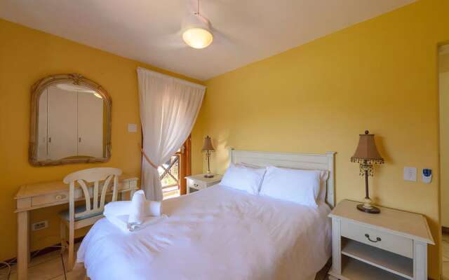 San Lameer Villa Rentals 10404