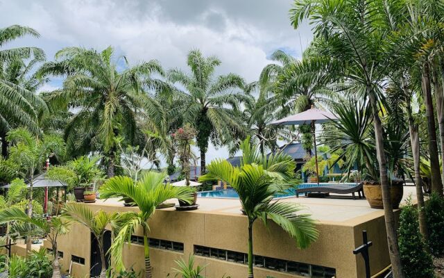 Palmthien Pool Villa Aonang