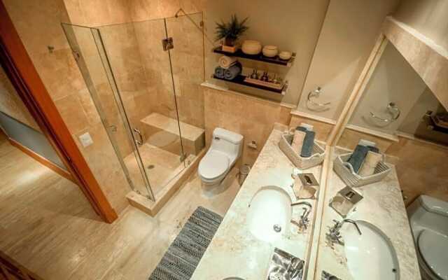Los Altos Residences