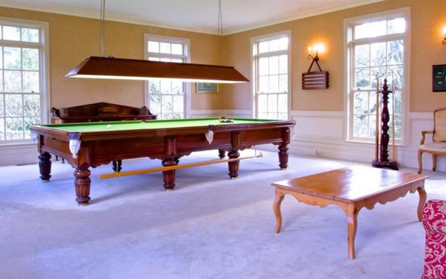 Milton Park Country House Hotel & Spa