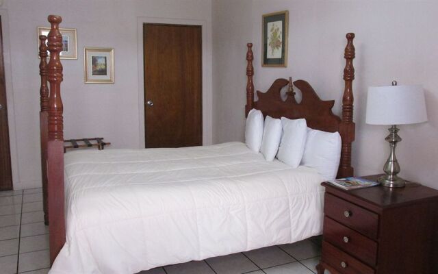 Grand Bahía Ocean View Hotel