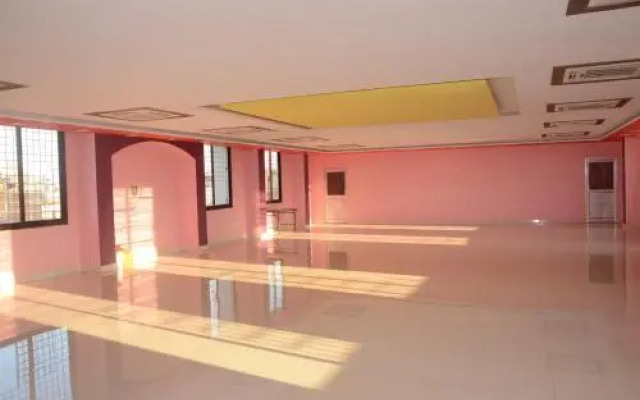 Hotel Pratap International by ShriGo