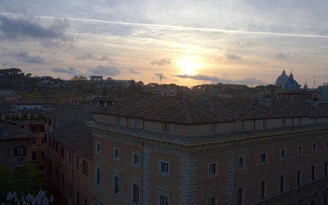 Navona Queen Rooftop