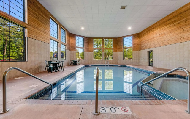 Comfort Inn & Suites Weston - Wausau