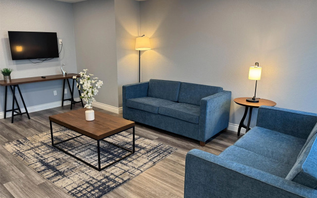 Studio 6 Suites Las Vegas, NV – Tropicana